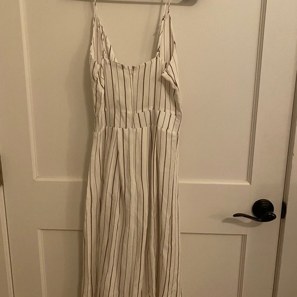 Clean cut midi dress - Picture 5 of 5